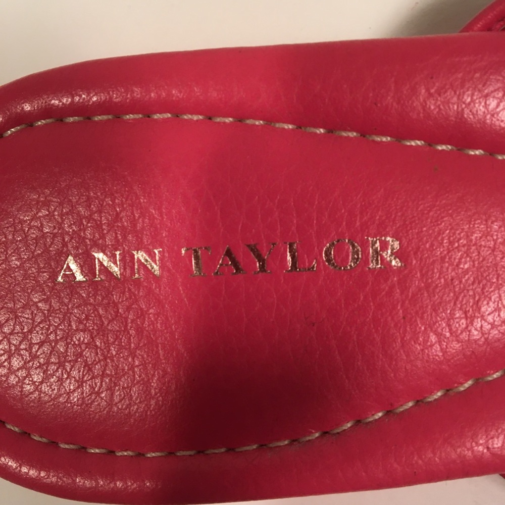 Ann Taylor hot pink sandals - Picture 2 of 6